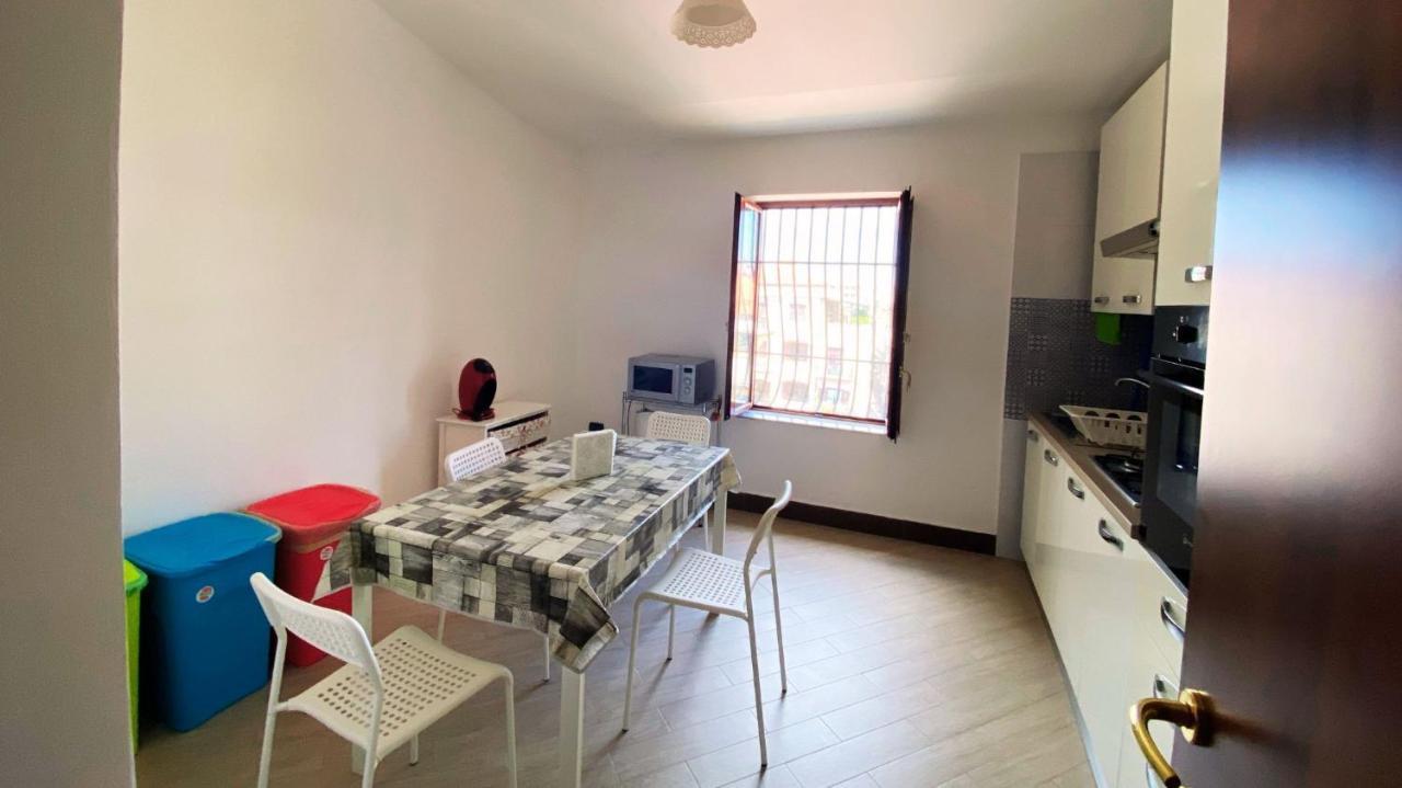 Apartamento La Soffitta Vicino Al Mare Castellammare di Stabia Exterior foto
